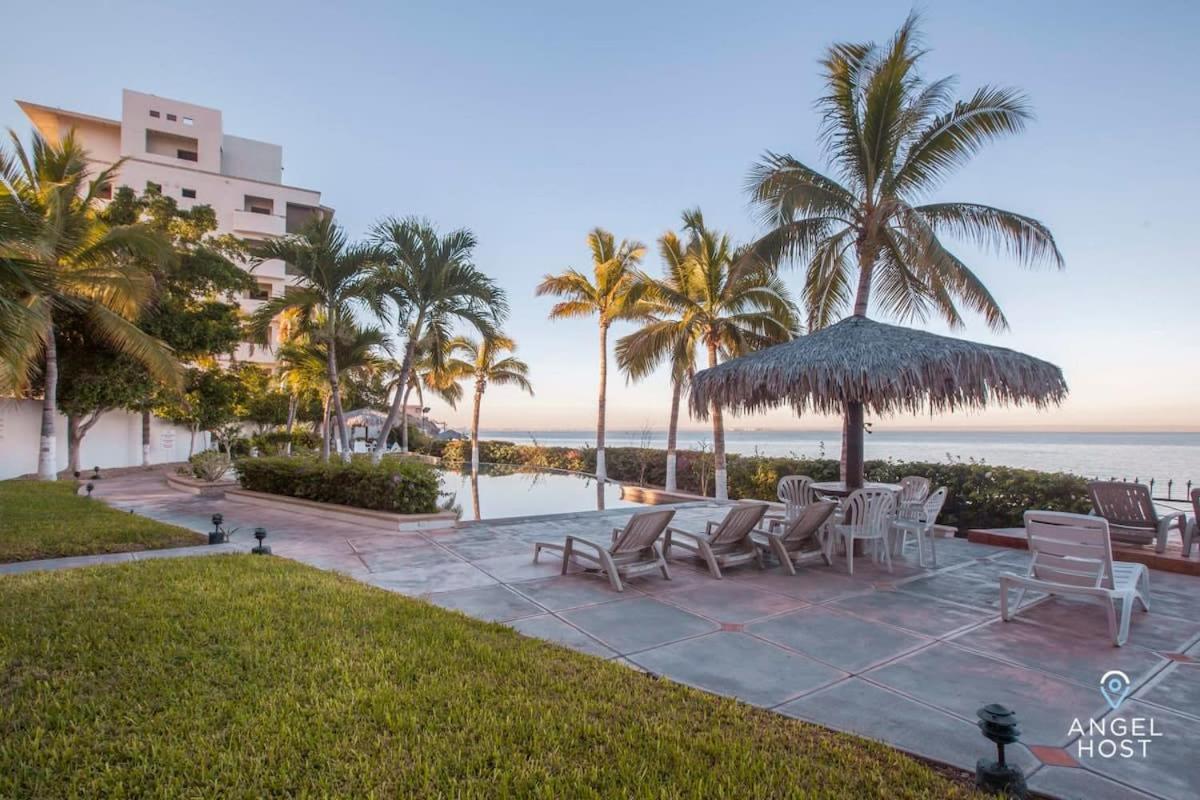 Private Oceanview Balcony & Infinity Pool Onsite Villa La Paz Exteriör bild
