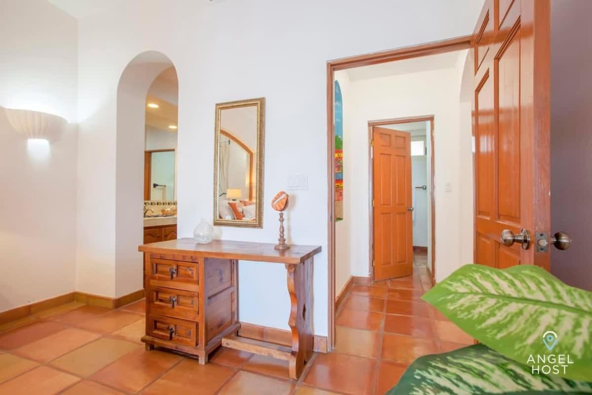 Private Oceanview Balcony & Infinity Pool Onsite Villa La Paz Exteriör bild